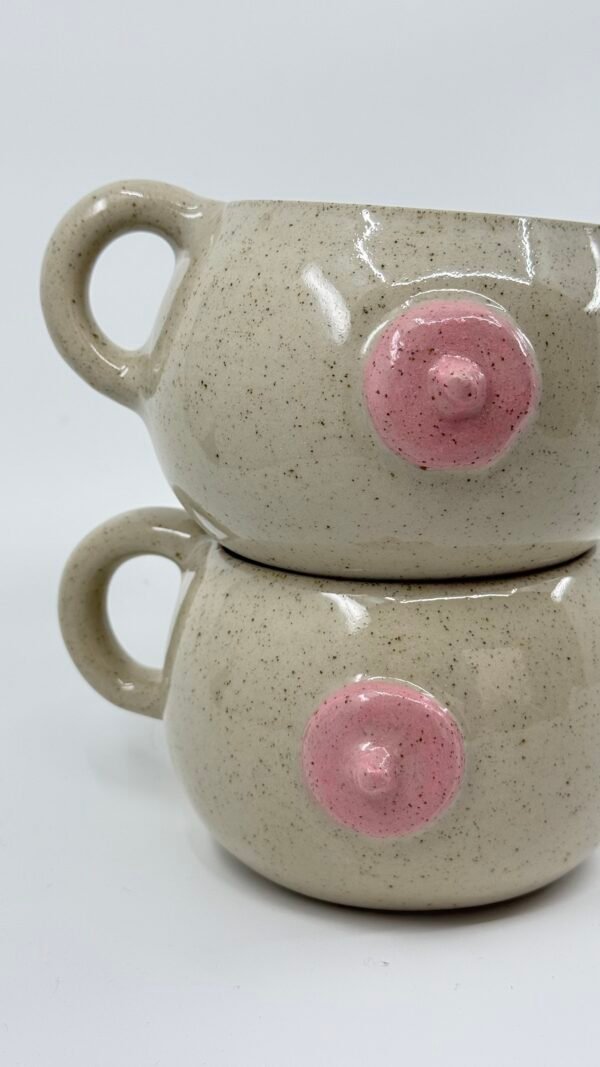 Grande tasse - Téton avec anse