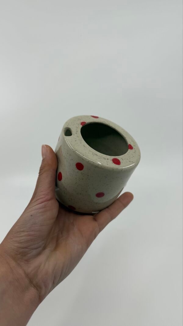 Tasse à encoche pois rouges
